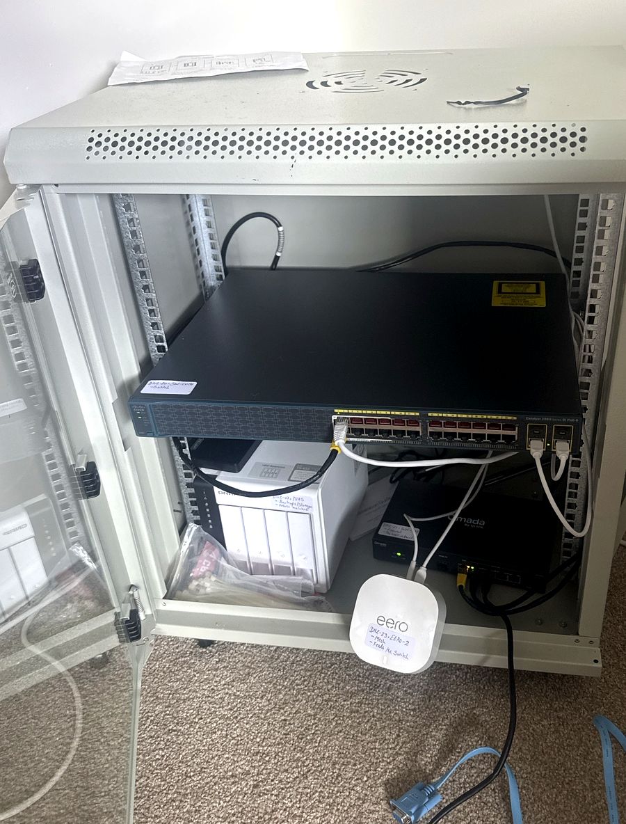 Dignity managed server rack with switch, NAS backups and mesh